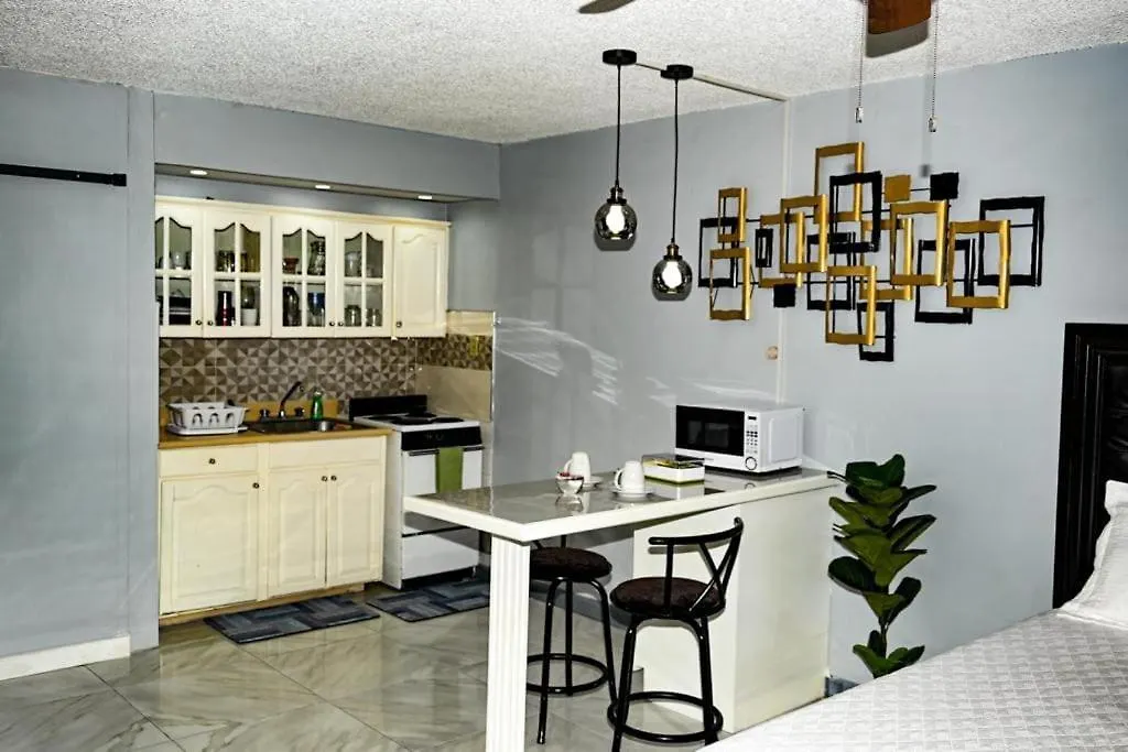Apartament D'Escape At Seawind On The Bay Montego Bay