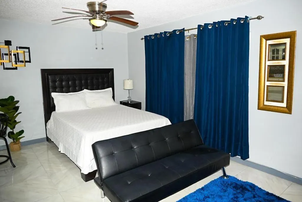 Apartament D'Escape At Seawind On The Bay Montego Bay Jamajka